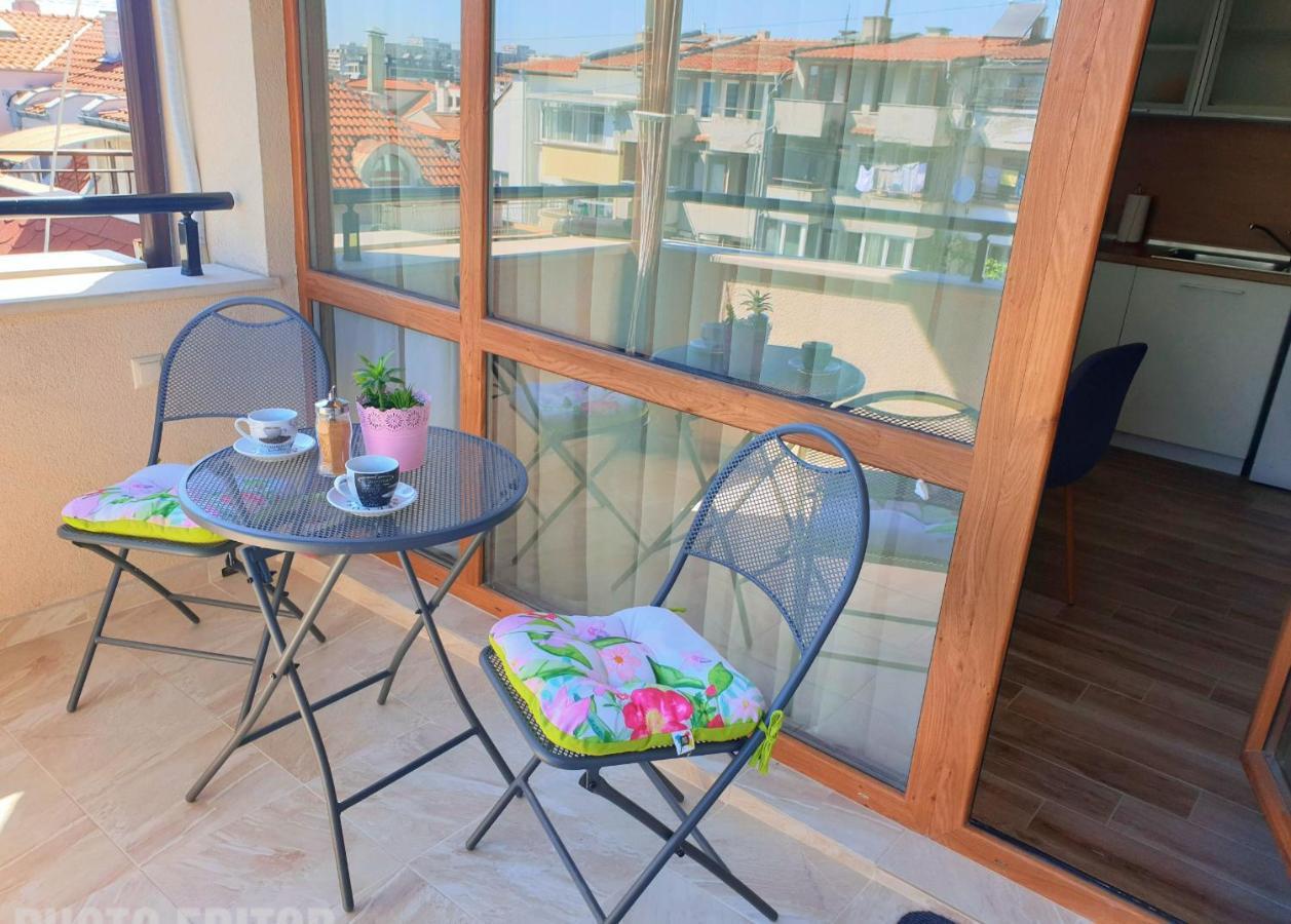 Romance Apartament & Free Parking Burgas Exterior photo